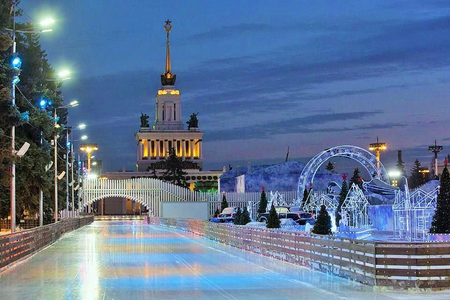 Большие катки в Москве
